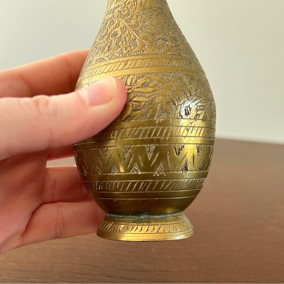 Small Patina Vase - Picture 4 of 8